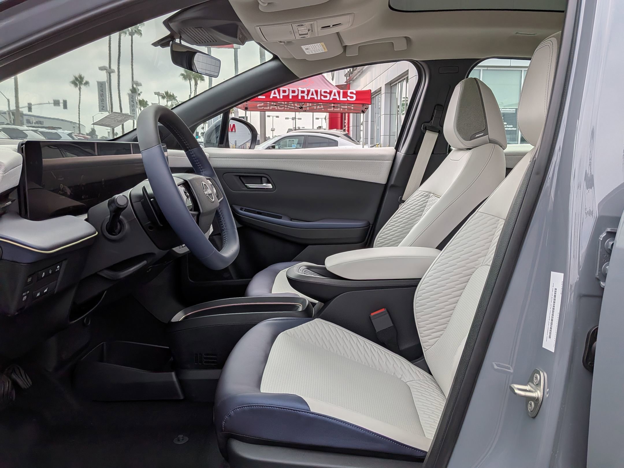 New 2026 Nissan Leaf Platinum+ image 15