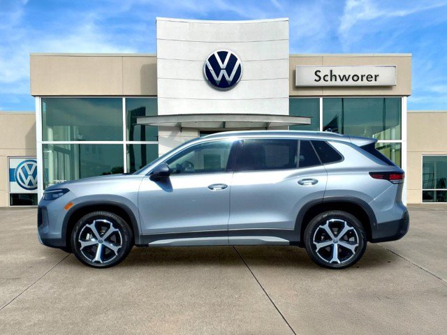 Certified 2025 Volkswagen Tiguan SE