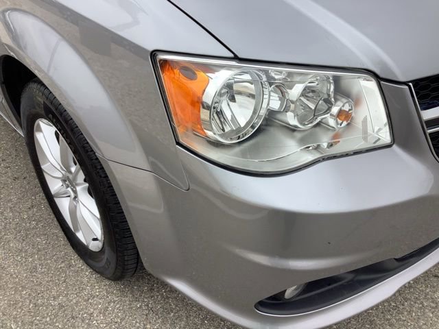 Used 2018 Dodge Grand Caravan SXT FWD image 37