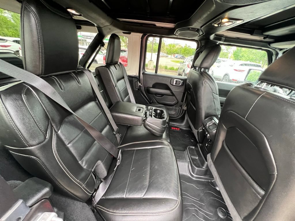 Used 2021 Jeep Wrangler Unlimited Sahara AWD/4WD image 24
