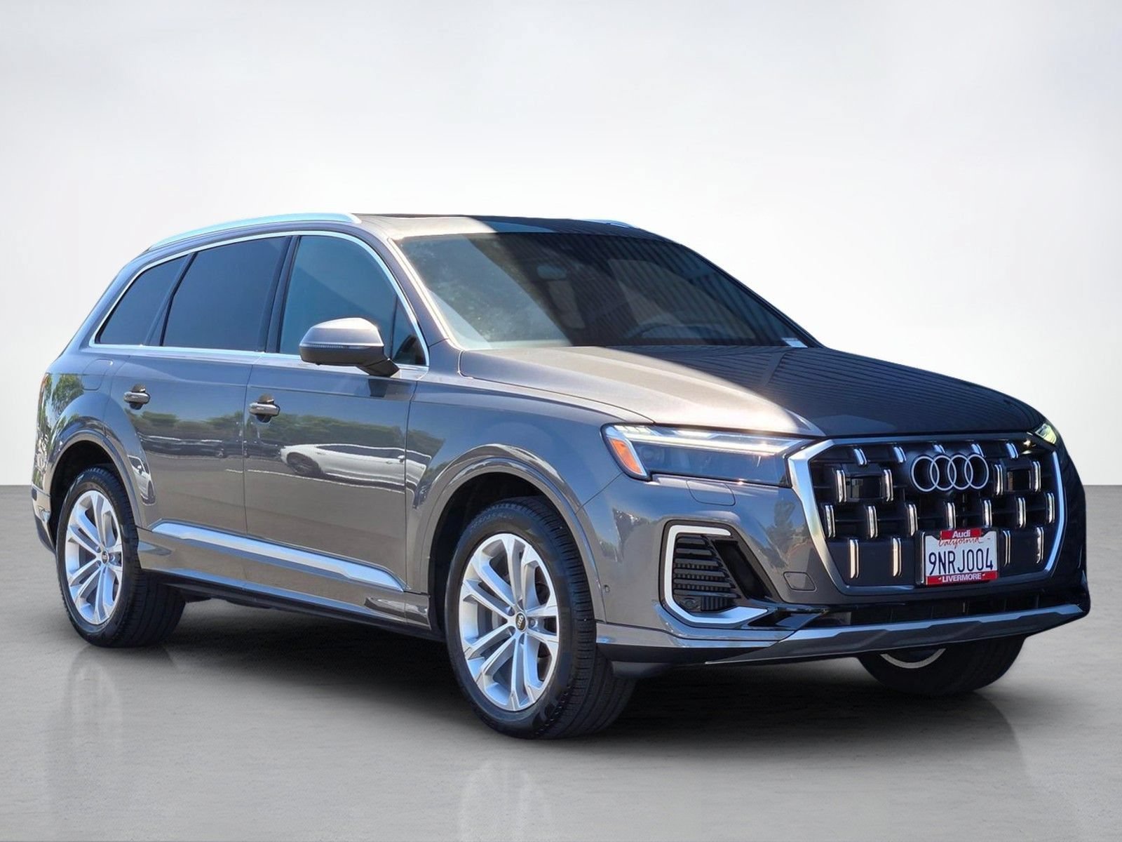 Used 2025 Audi Q7 2.0T Premium Plus AWD/4WD image 9