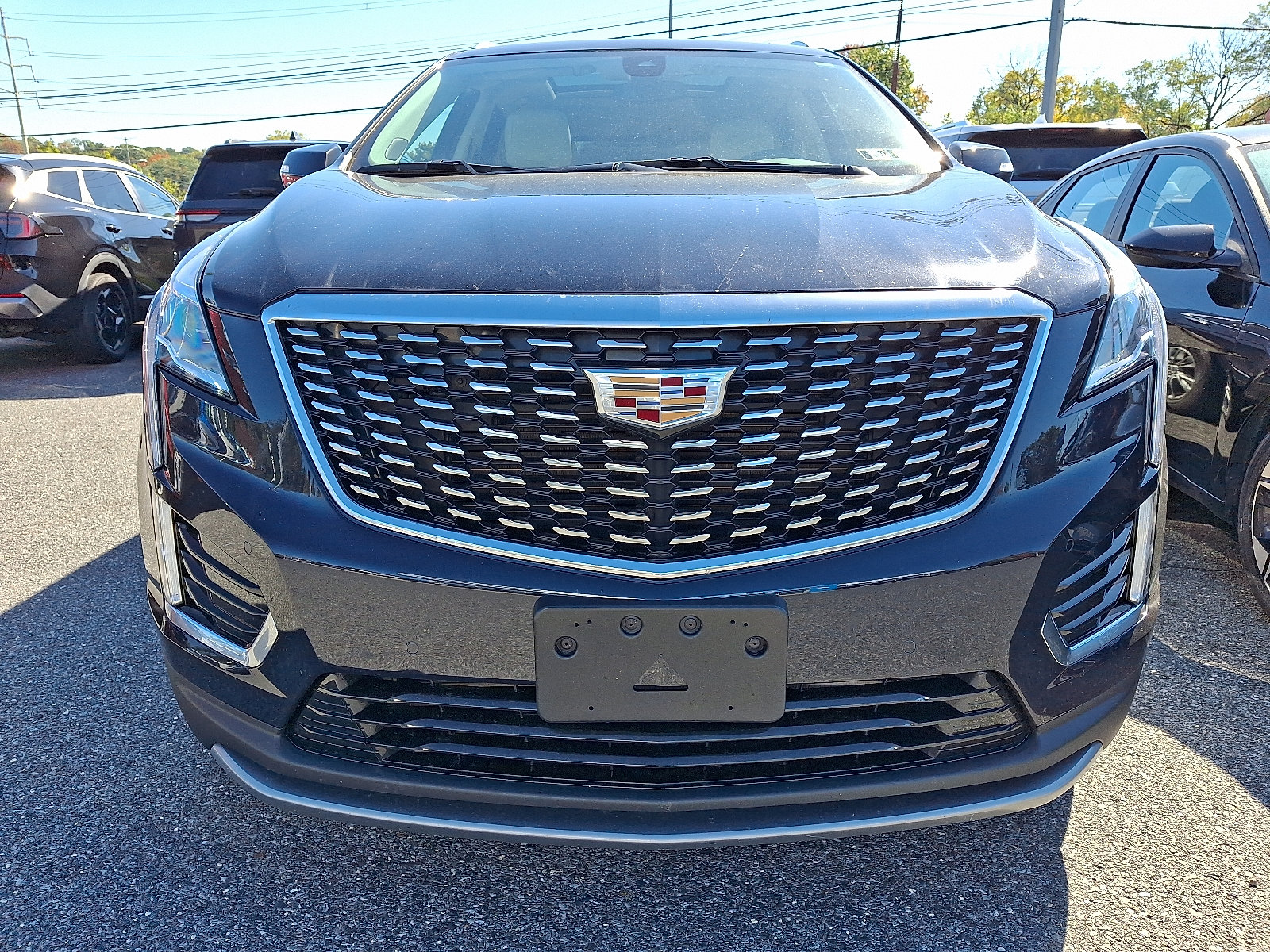 Used 2022 Cadillac XT5 Premium Luxury AWD/4WD image 2