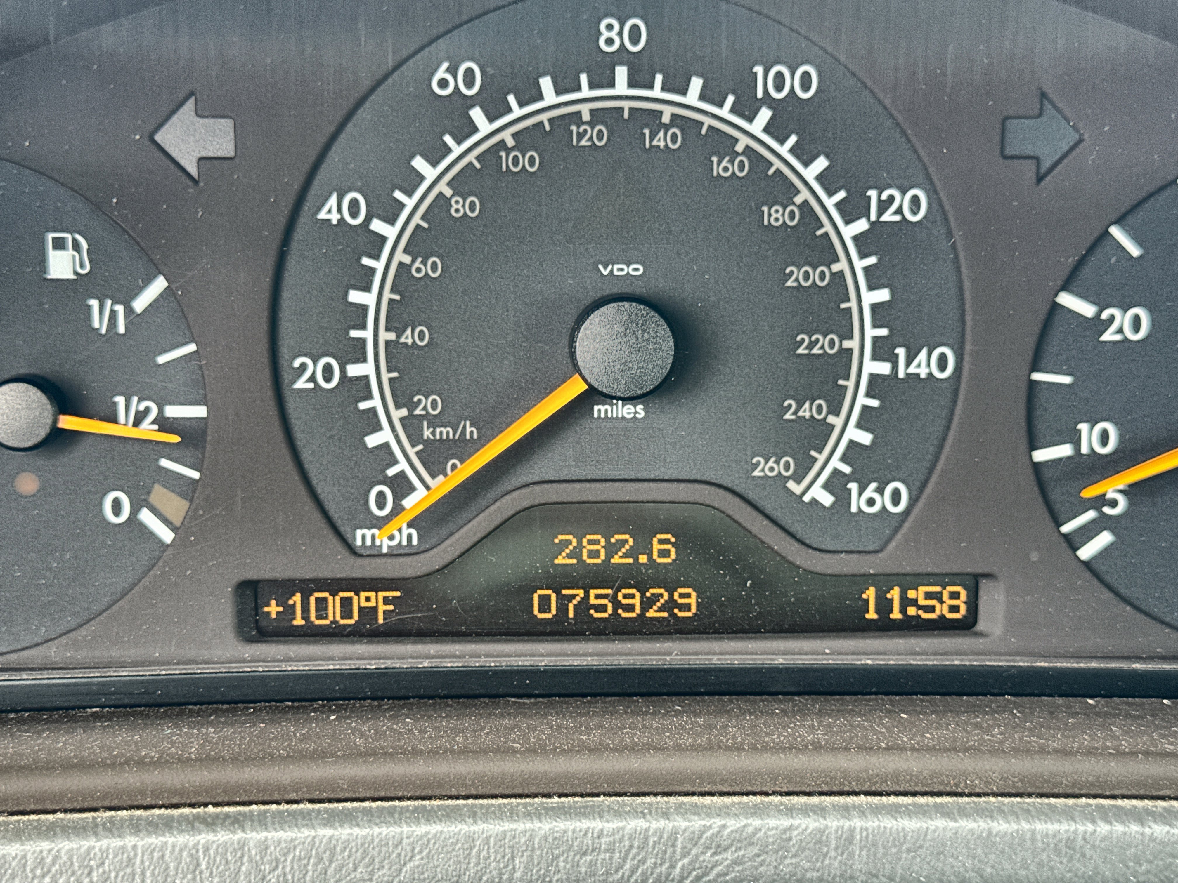 Used 1999 Mercedes-Benz CLK 320 Coupe image 12