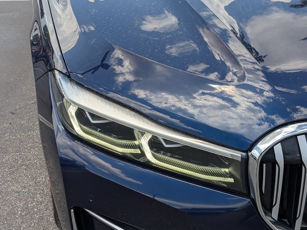 Used 2021 BMW 745e xDrive w/ Premium Package AWD/4WD image 27