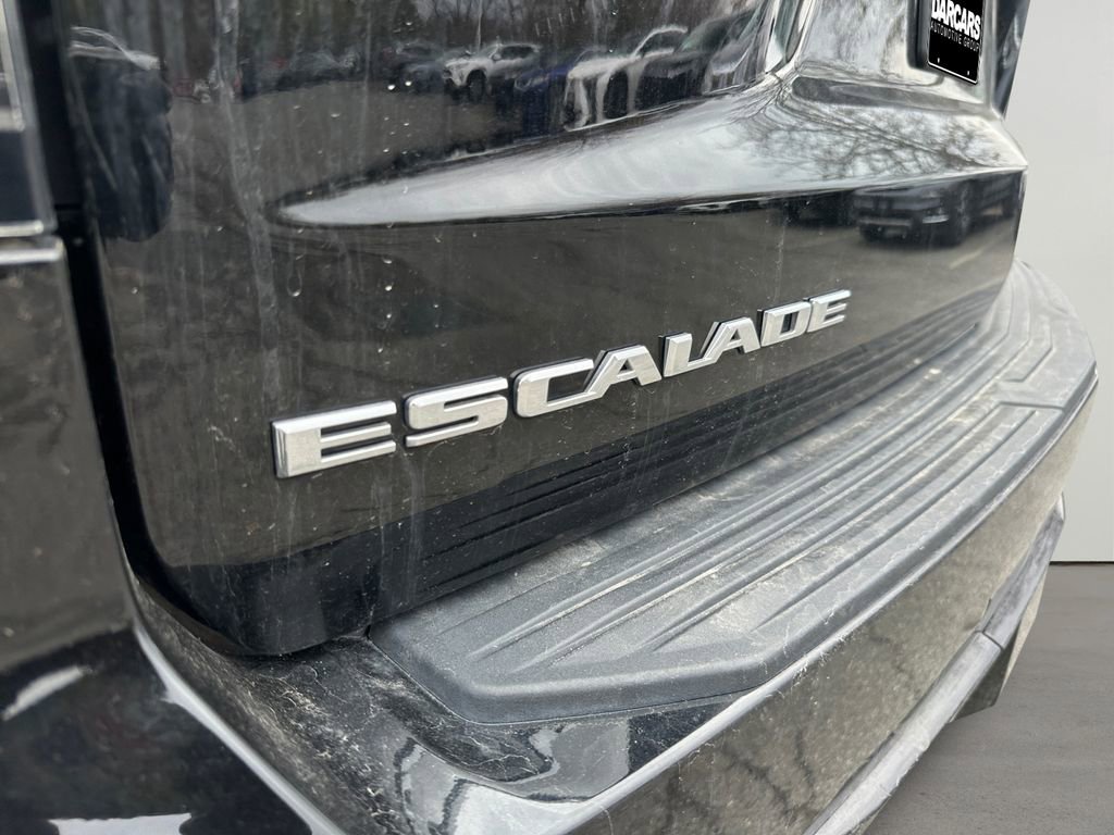 Used 2023 Cadillac Escalade ESV Premium Luxury image 30