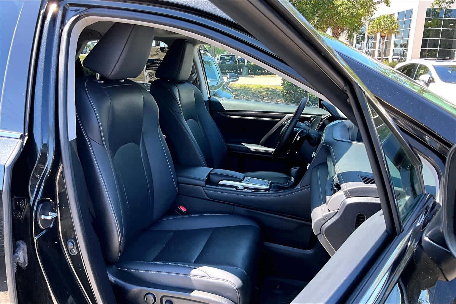 Used 2022 Lexus RX 350 FWD w/ Premium Package image 9