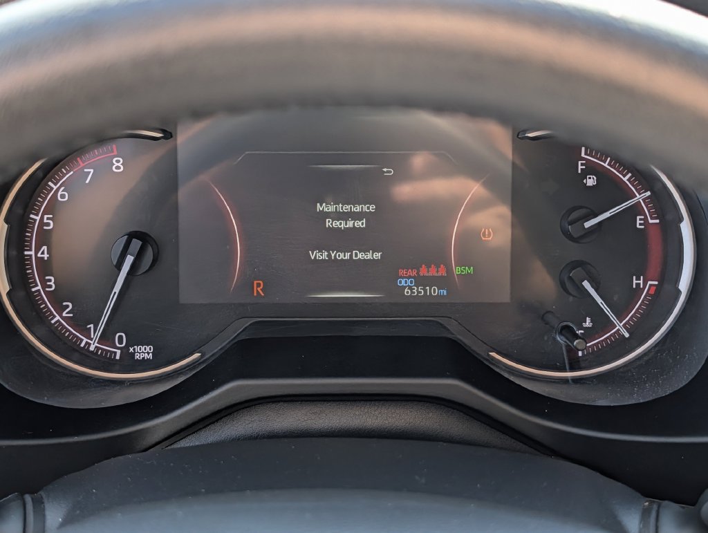 Used 2023 Toyota RAV4 XLE Premium FWD image 22