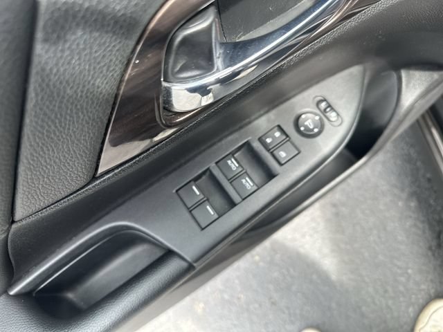 Used 2016 Honda Accord Touring image 17
