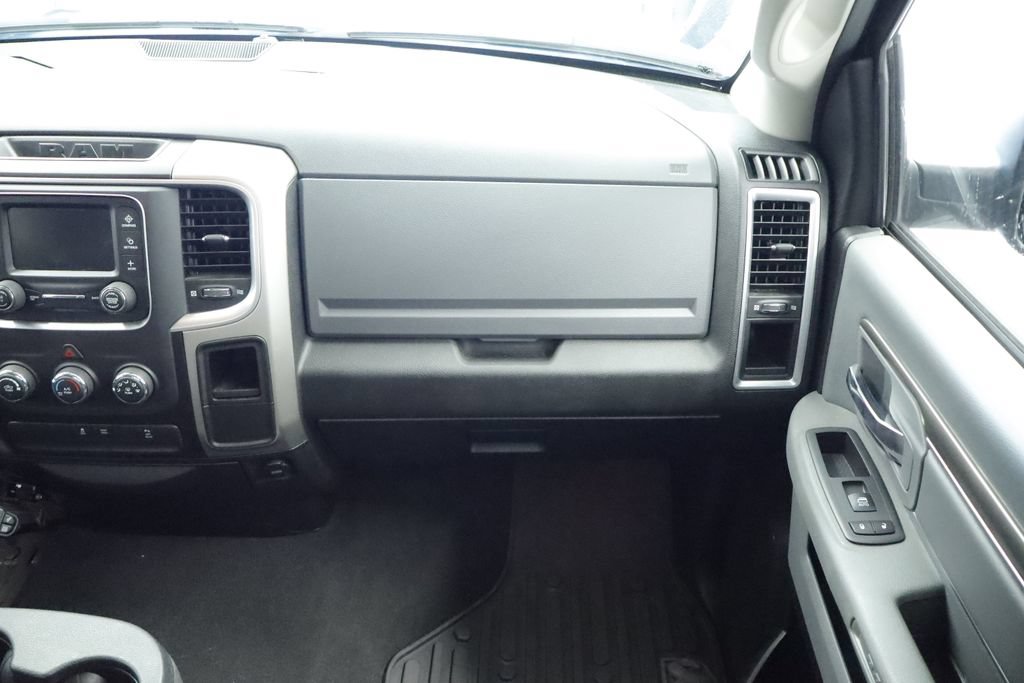 Certified 2019 RAM 1500 Warlock AWD/4WD image 19