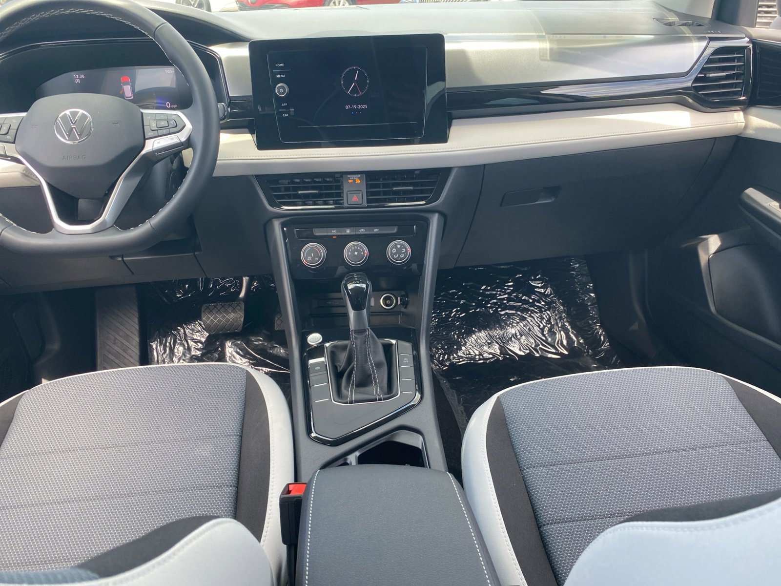 New 2025 Volkswagen Taos S image 19