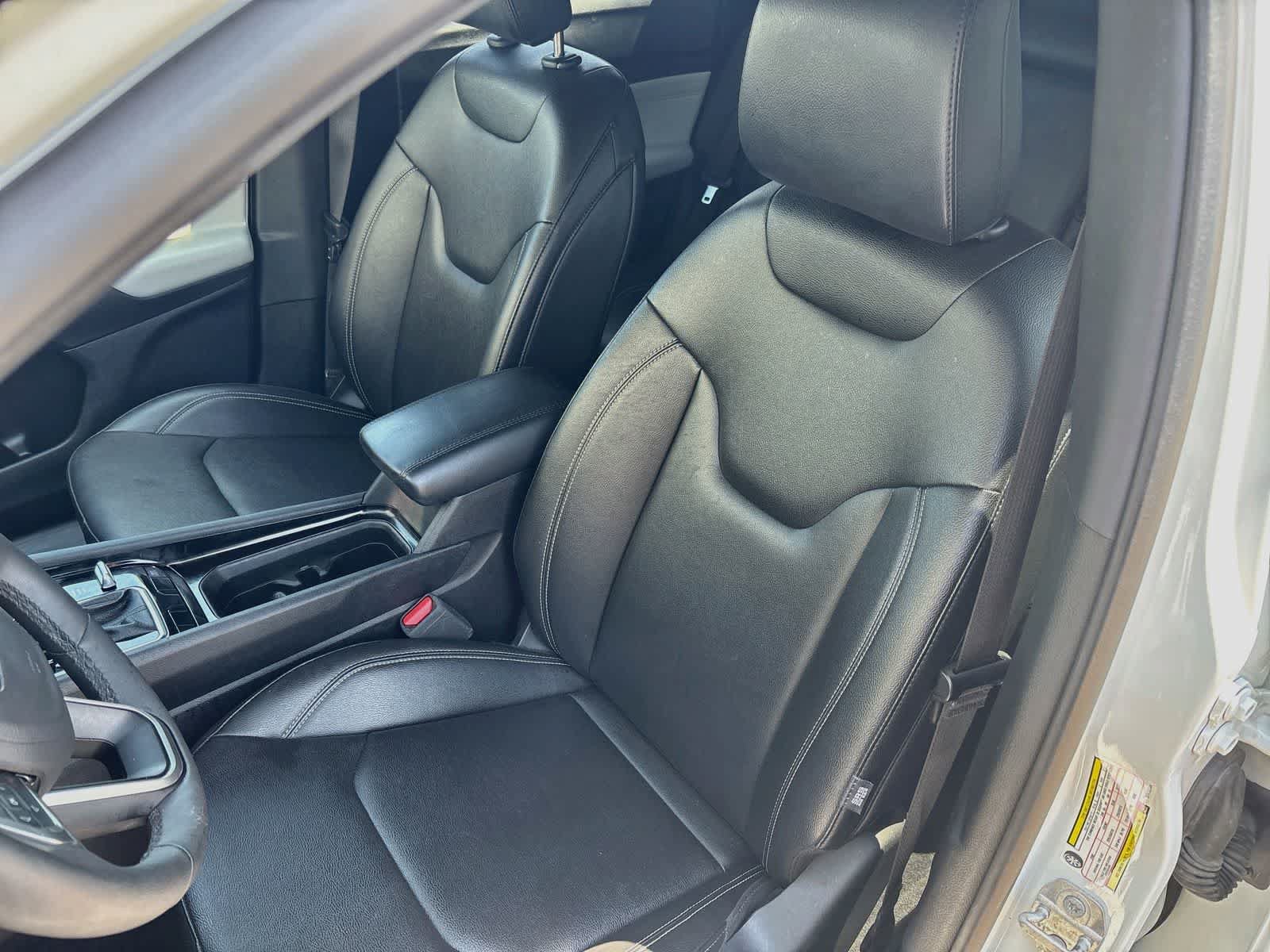 Used 2025 Jeep Compass Limited AWD/4WD image 19