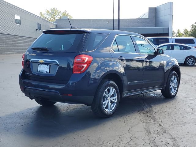 Used 2017 Chevrolet Equinox LS AWD/4WD image 3