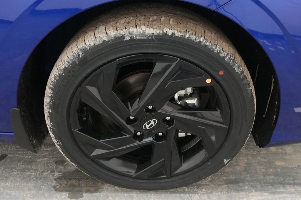 New 2026 Hyundai Elantra Sport image 12