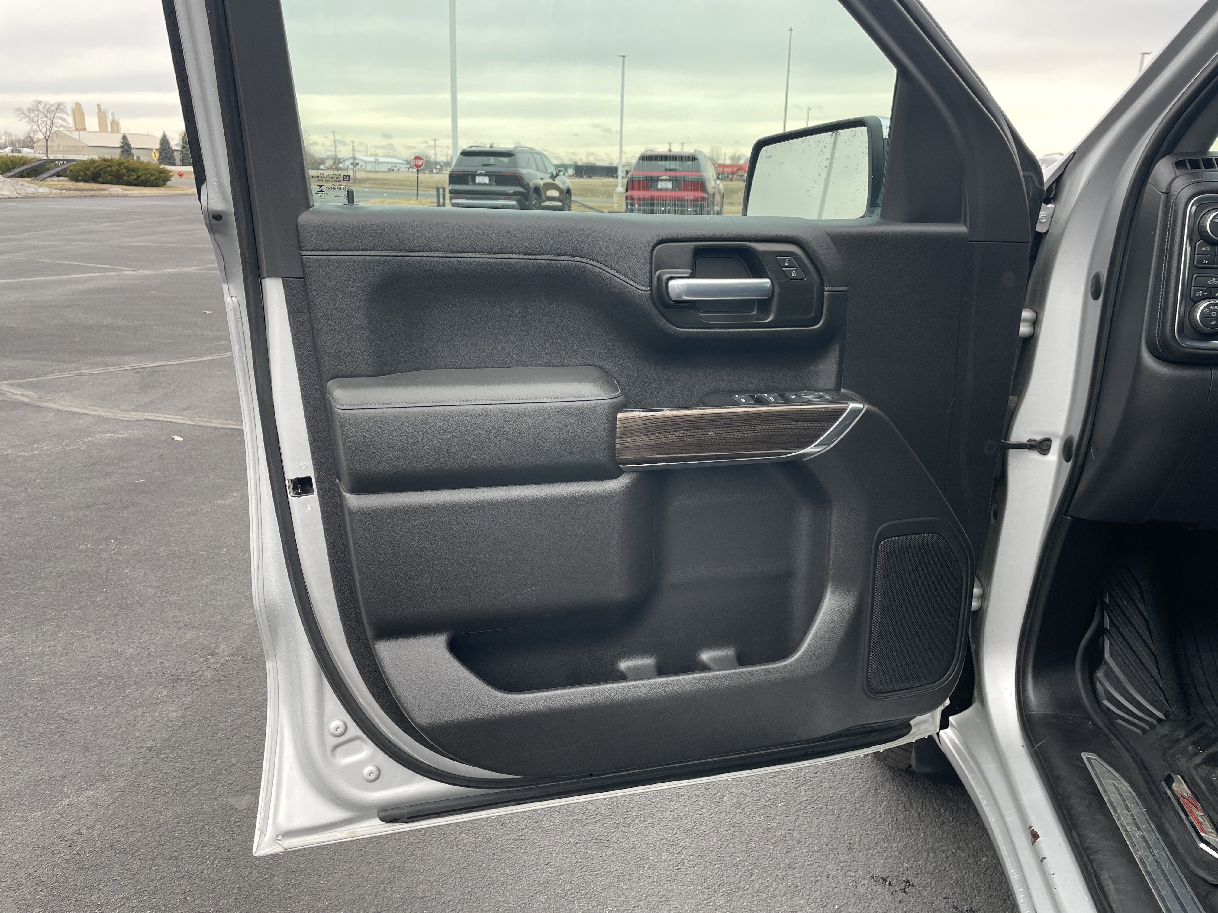 Used 2020 Chevrolet Silverado 1500 LT w/ All-Star Edition image 19