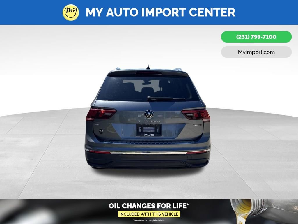 Used 2023 Volkswagen Tiguan SE w/ Panoramic Sunroof Package AWD/4WD image 27