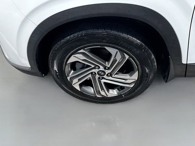 Used 2023 Hyundai Santa Fe SEL w/ Winter Weather Package image 30