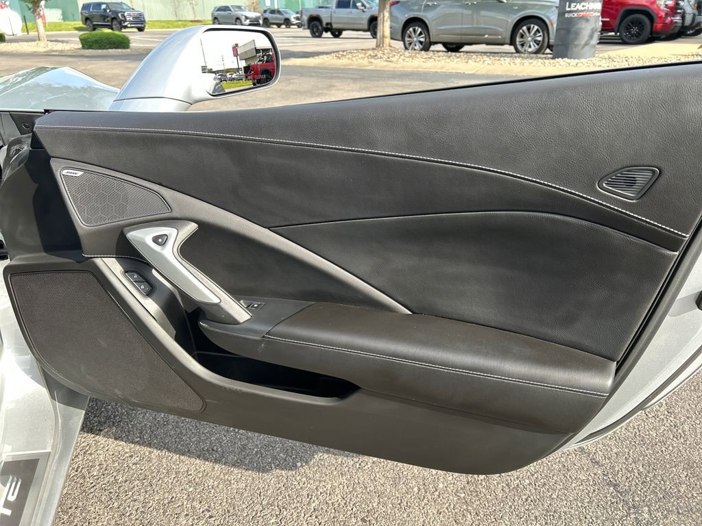 Used 2016 Chevrolet Corvette Z06 w/ 2LZ Preferred Equipment Group image 34