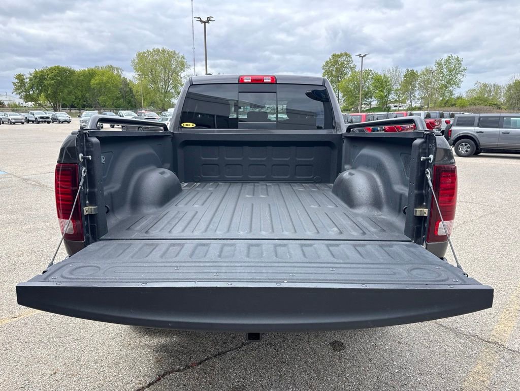 Used 2019 RAM 1500 Classic Warlock AWD/4WD image 19