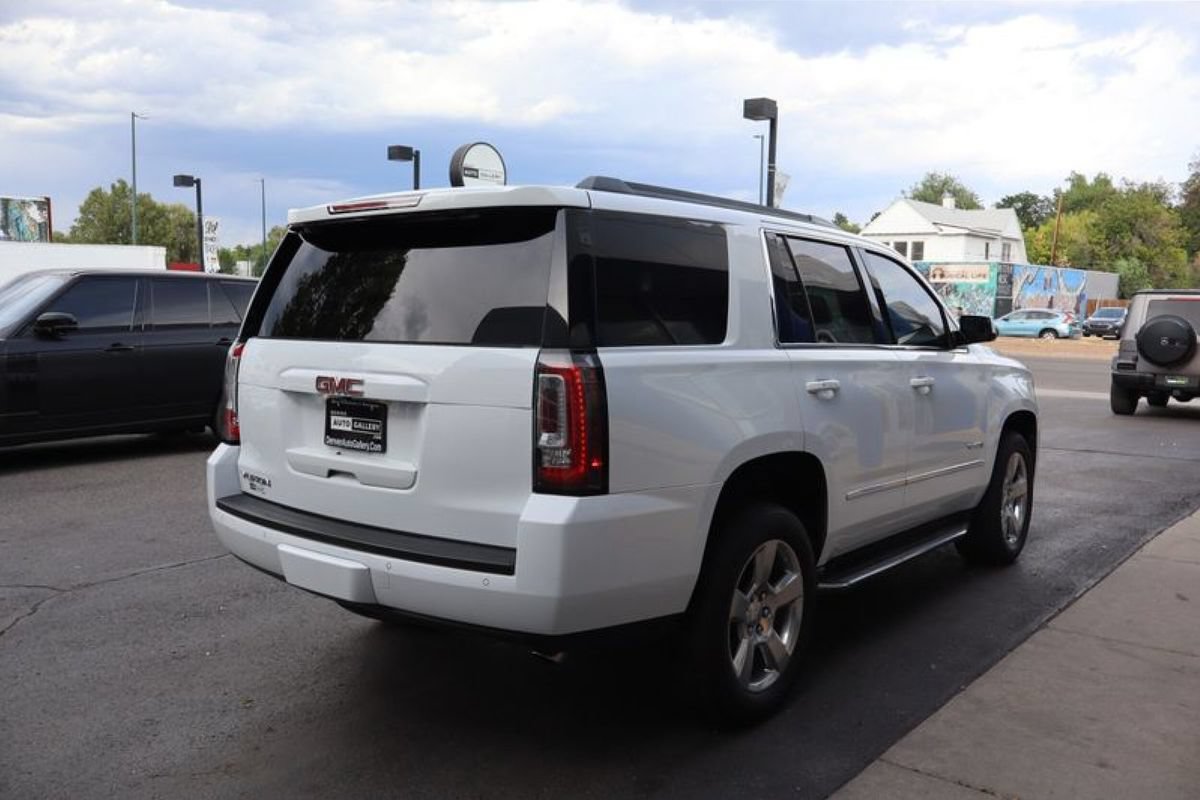 Used 2020 GMC Yukon SLT w/ Premium Edition AWD/4WD image 5