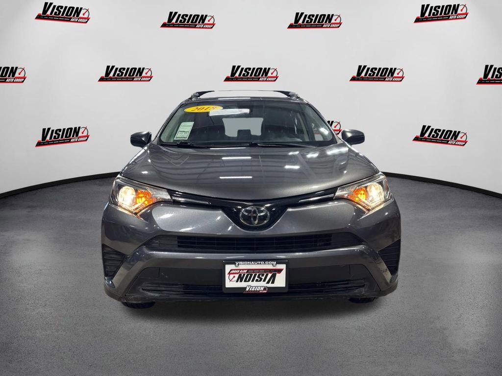Used 2018 Toyota RAV4 LE image 2