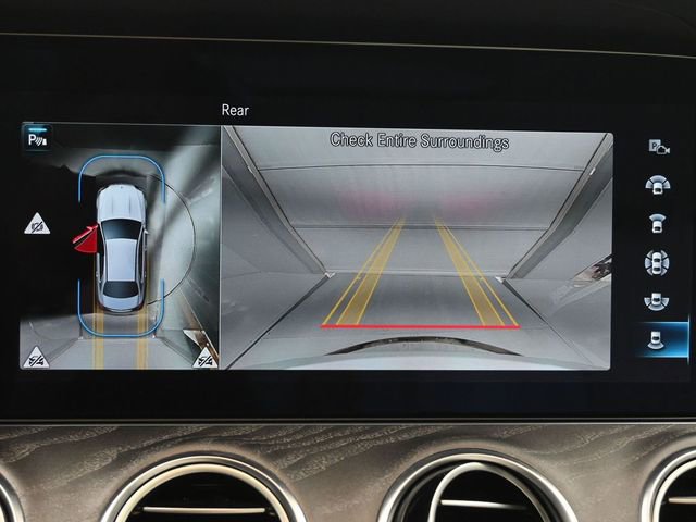 Used 2022 Mercedes-Benz E 350 Sedan image 7