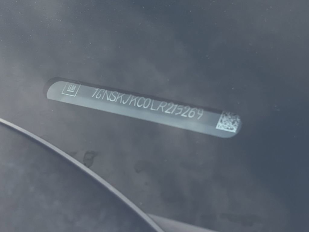 Used 2020 Chevrolet Suburban Premier AWD/4WD image 33