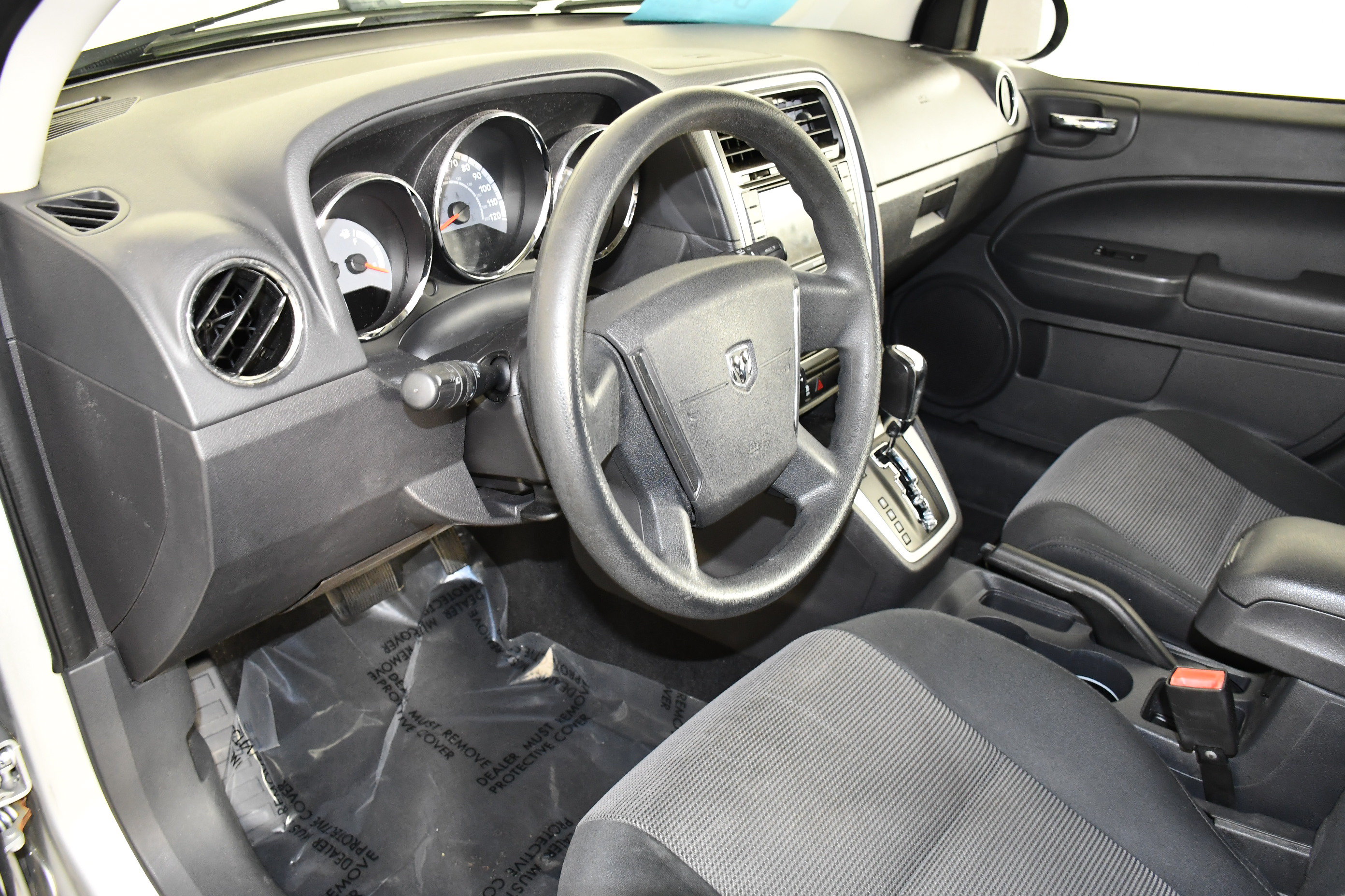 Used 2011 Dodge Caliber Mainstreet FWD image 27