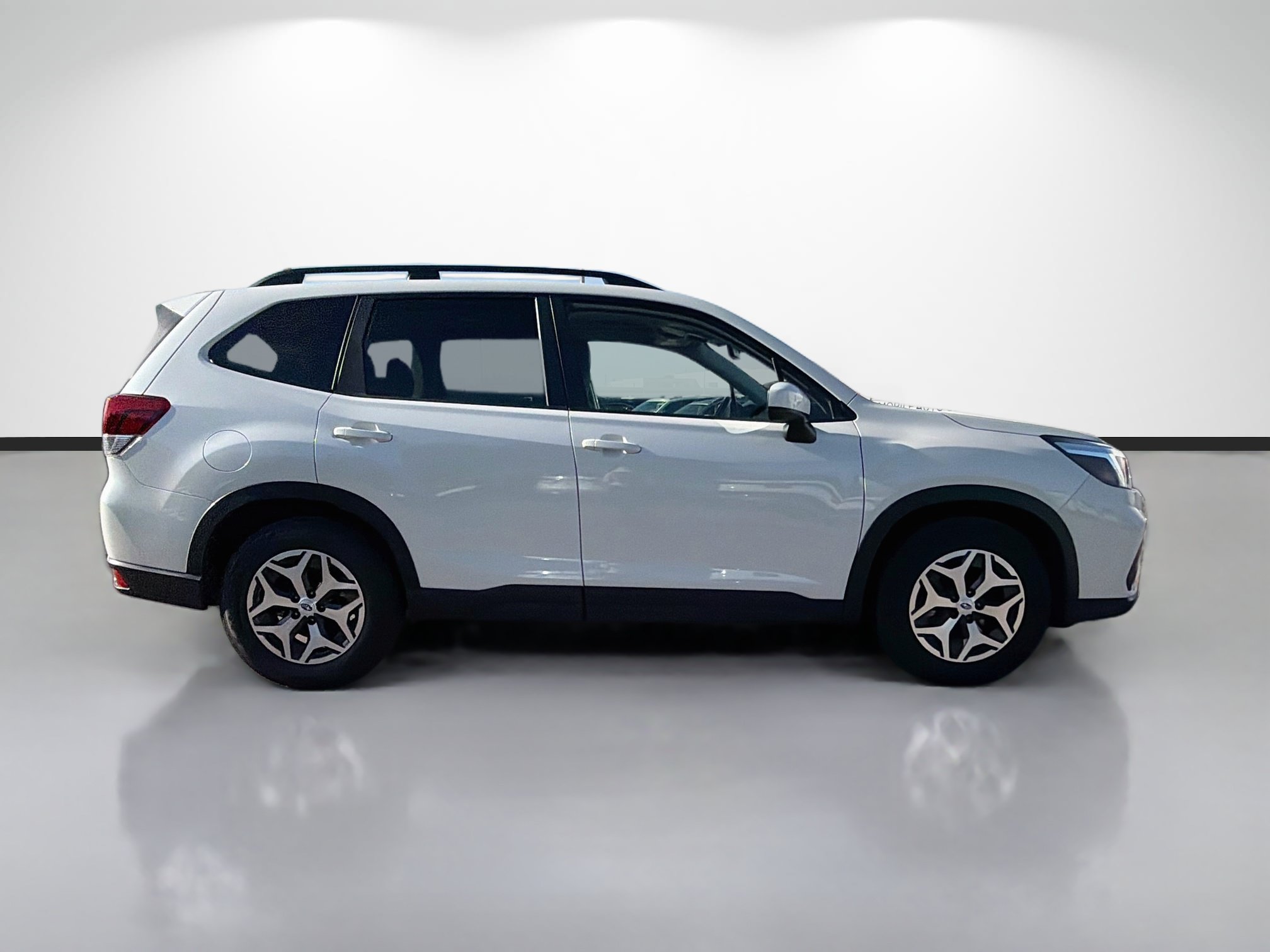 Used 2020 Subaru Forester Premium AWD/4WD image 2