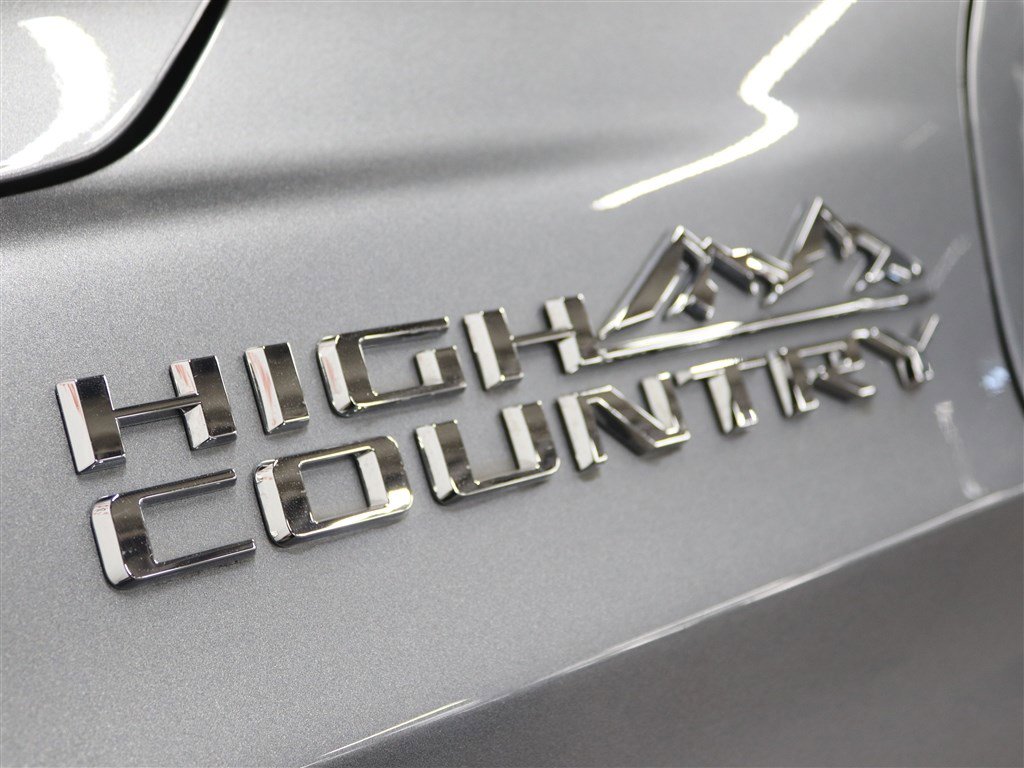 Used 2021 Chevrolet Tahoe High Country image 11