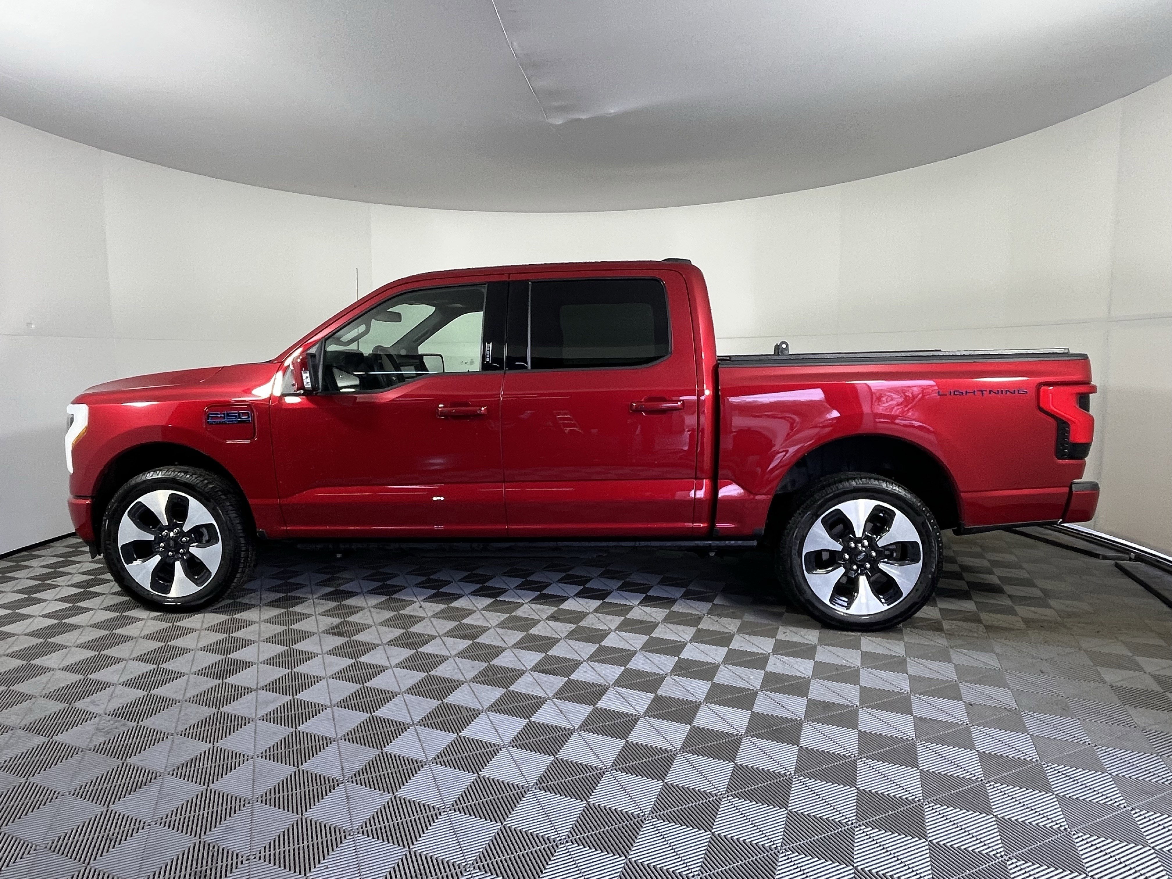Used 2025 Ford F150 Lightning Platinum image 2