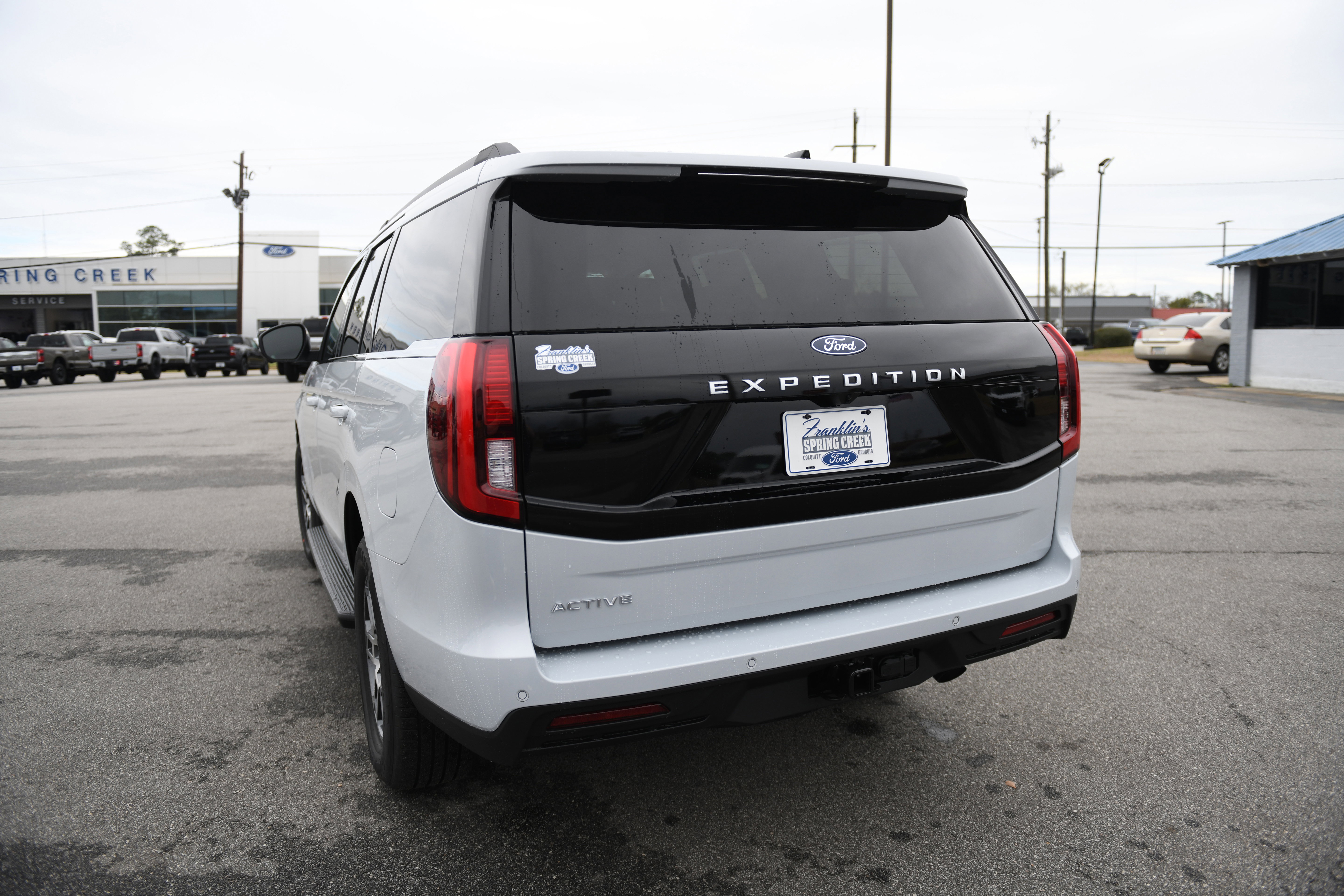 New 2026 Ford Expedition Active image 13