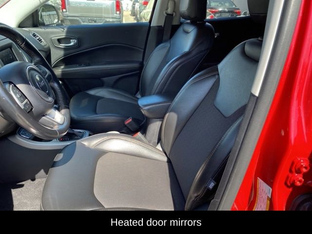 Used 2019 Jeep Compass Latitude FWD image 11