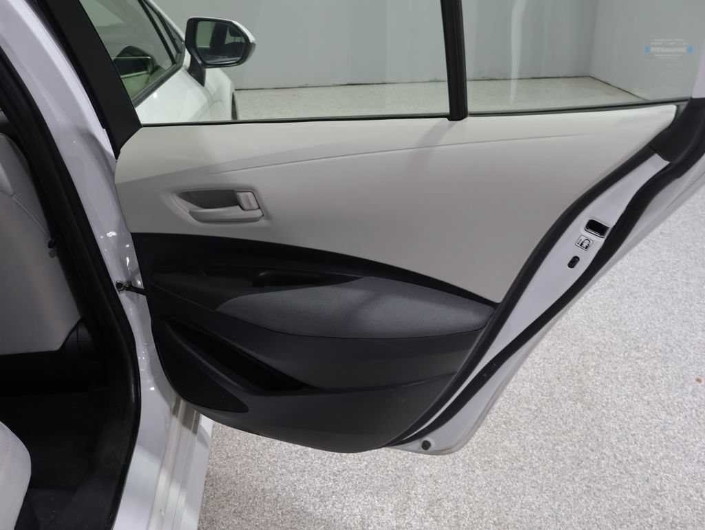 Certified 2023 Toyota Corolla LE AWD/4WD image 21