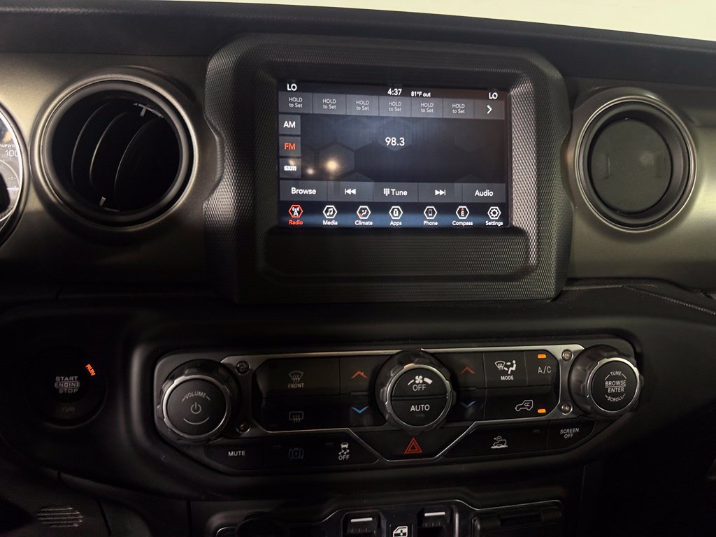 Used 2023 Jeep Wrangler Unlimited AWD/4WD image 13