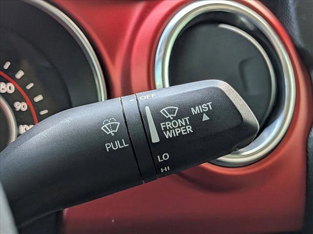 Used 2021 Jeep Gladiator Rubicon AWD/4WD image 12
