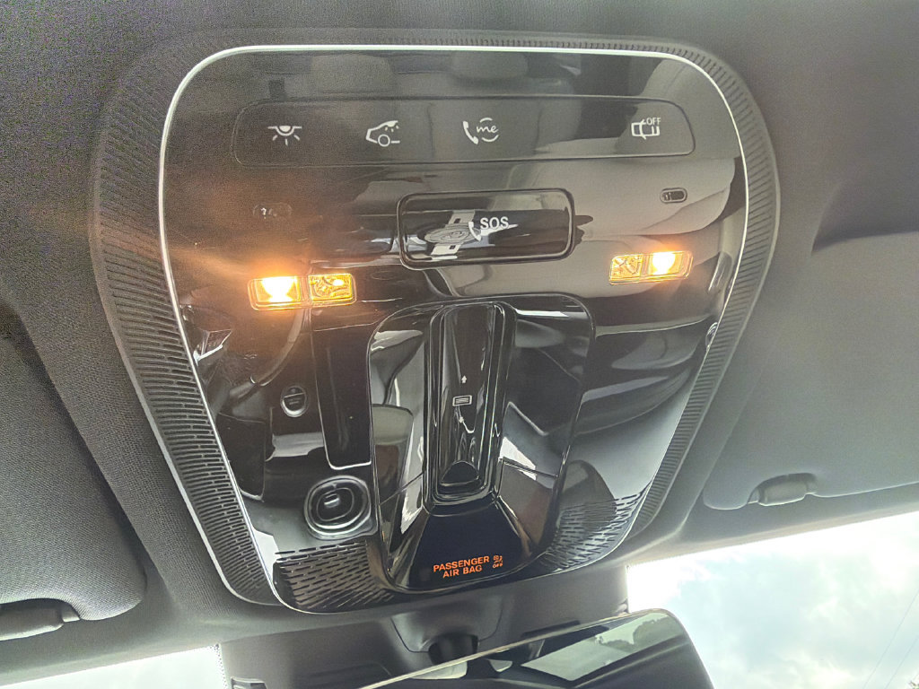 Used 2026 Mercedes-Benz GLC 300 4MATIC image 23