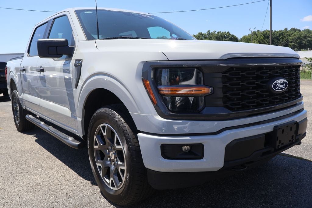 Used 2024 Ford F150 STX AWD/4WD image 2
