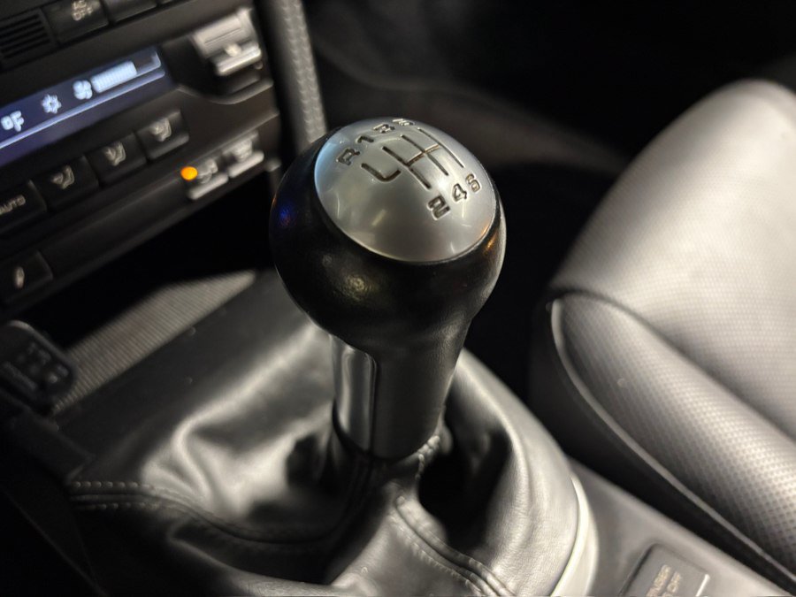 Used 2010 Porsche 911 Carrera 4S AWD/4WD image 18