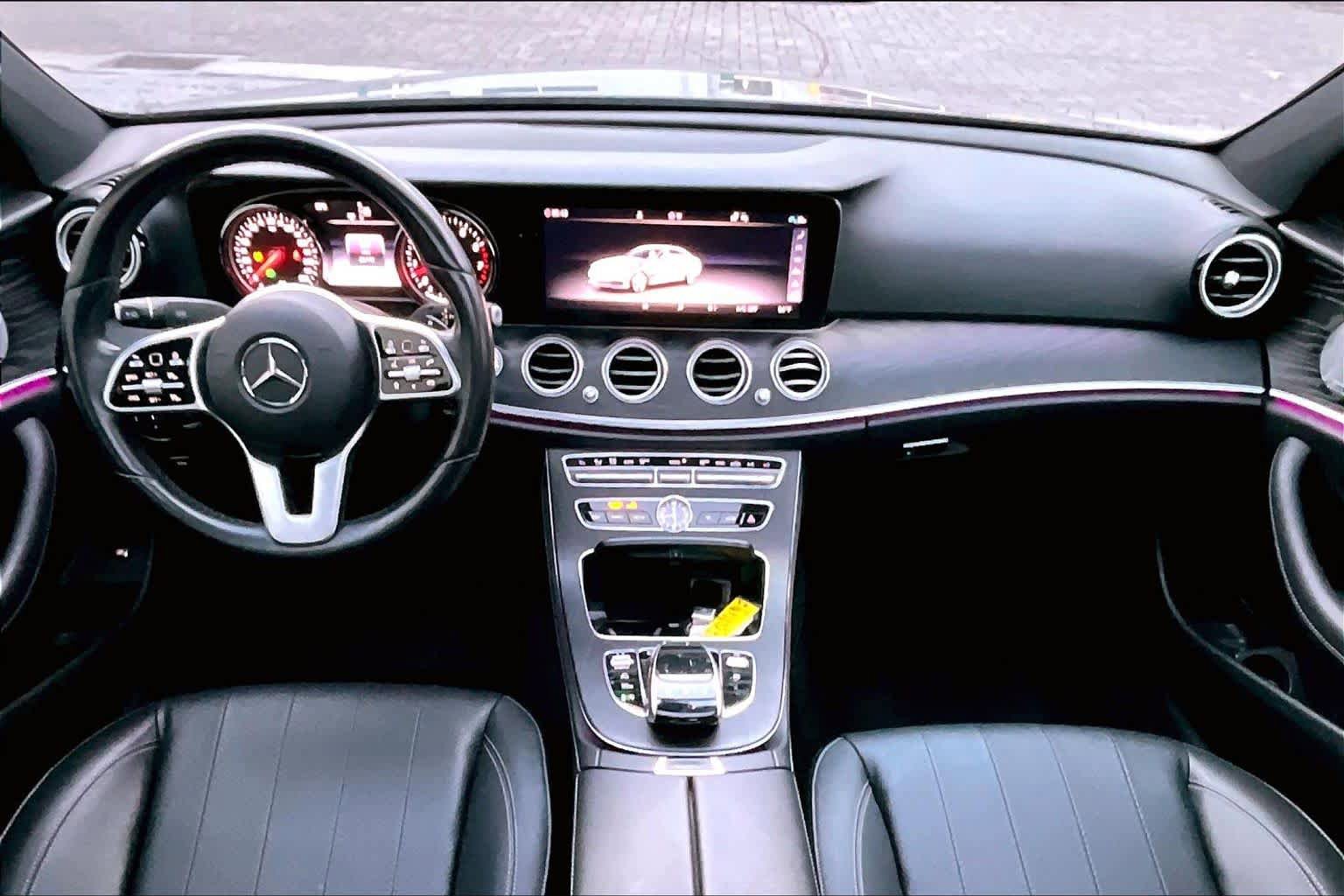 Used 2019 Mercedes-Benz E 450 4MATIC Sedan w/ Premium Package image 16