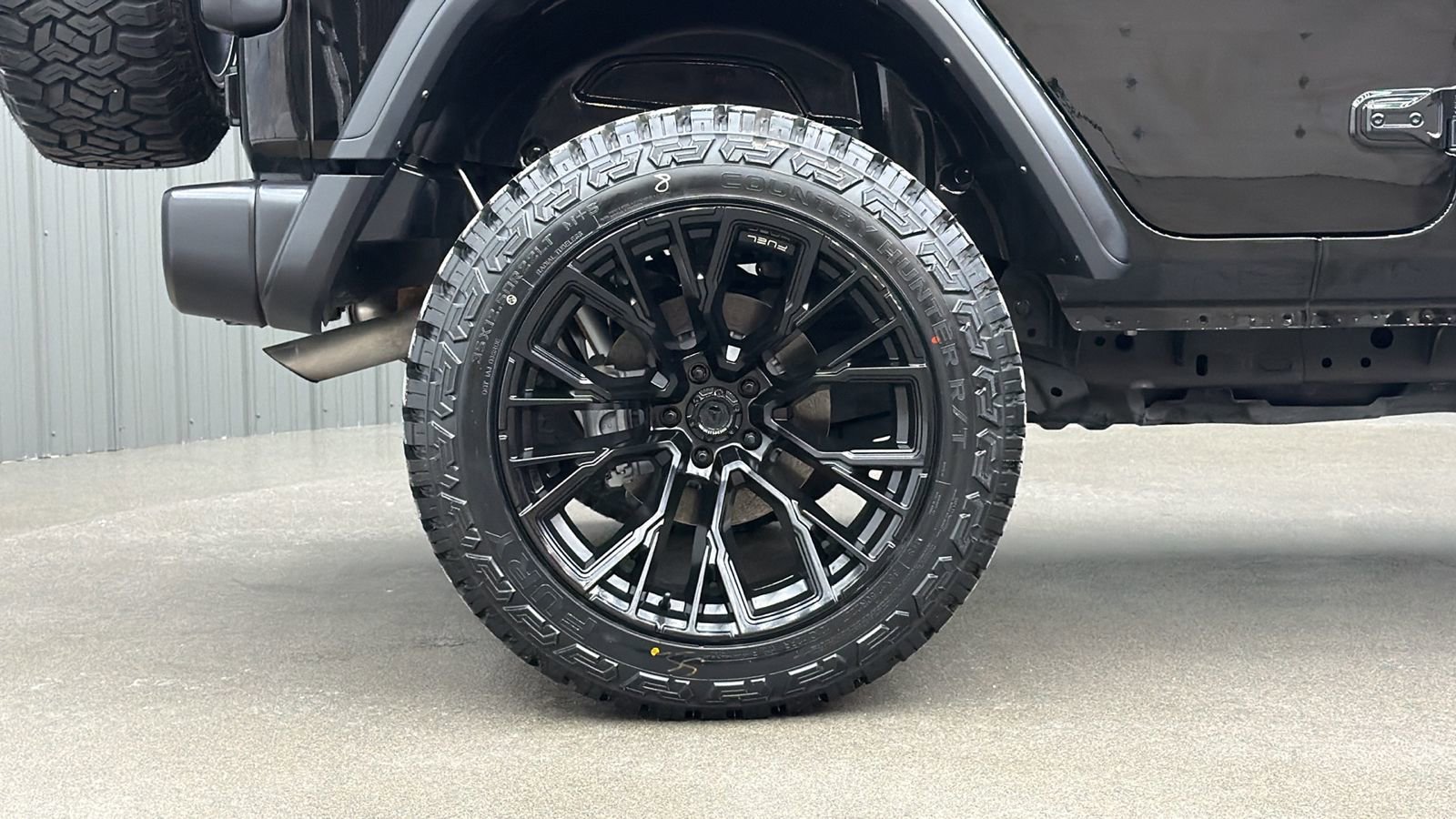 Used 2024 Jeep Wrangler Unlimited image 12