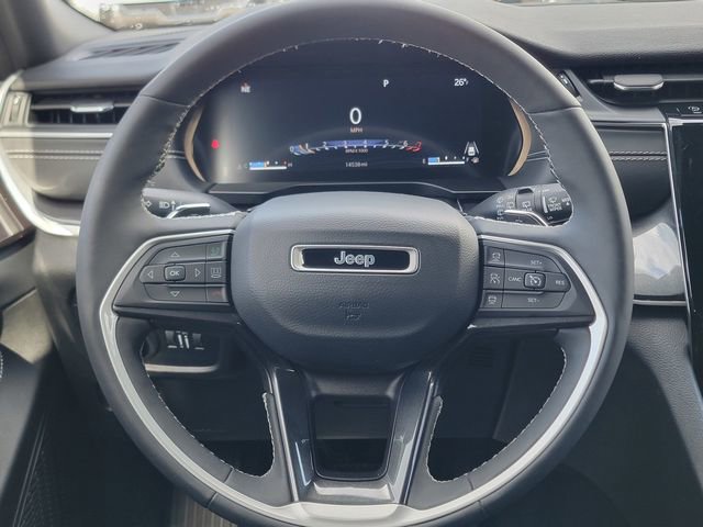 Certified 2023 Jeep Grand Cherokee L Laredo image 33