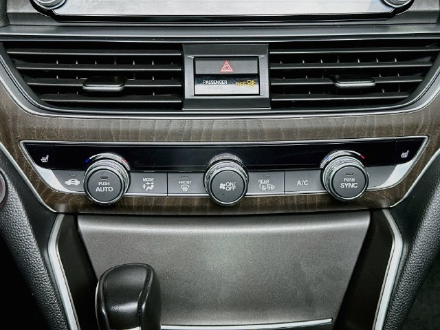 Used 2018 Honda Accord EX-L image 16