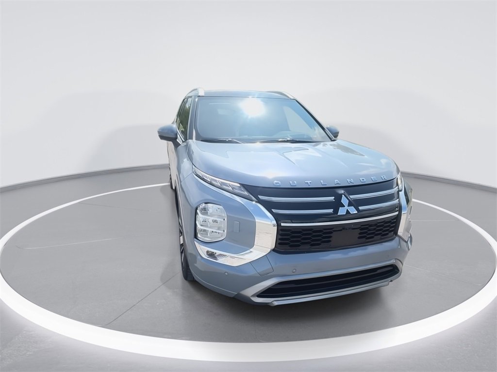 New 2025 Mitsubishi Outlander SEL image 3