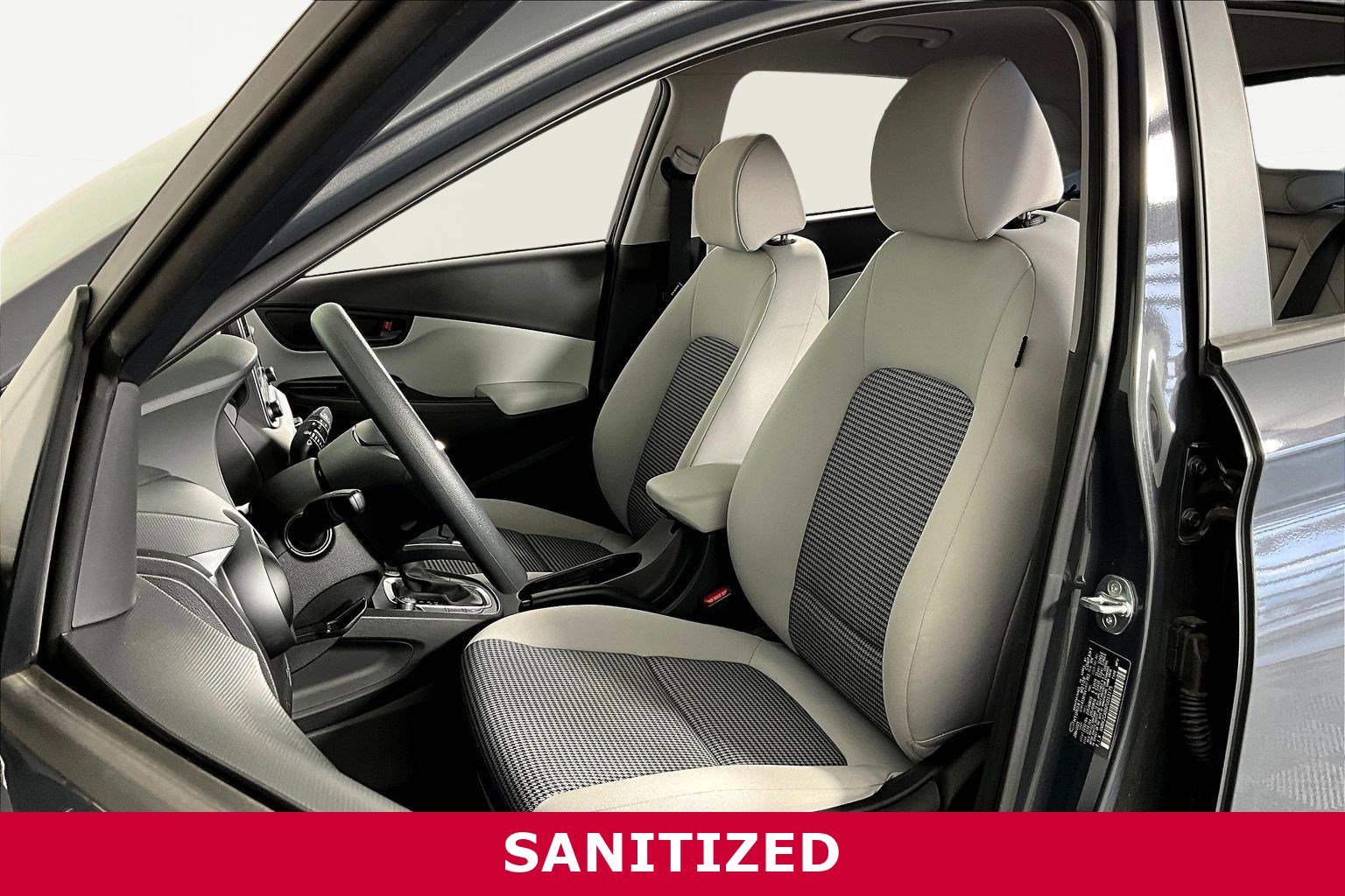 Used 2023 Hyundai Kona SE AWD/4WD image 20