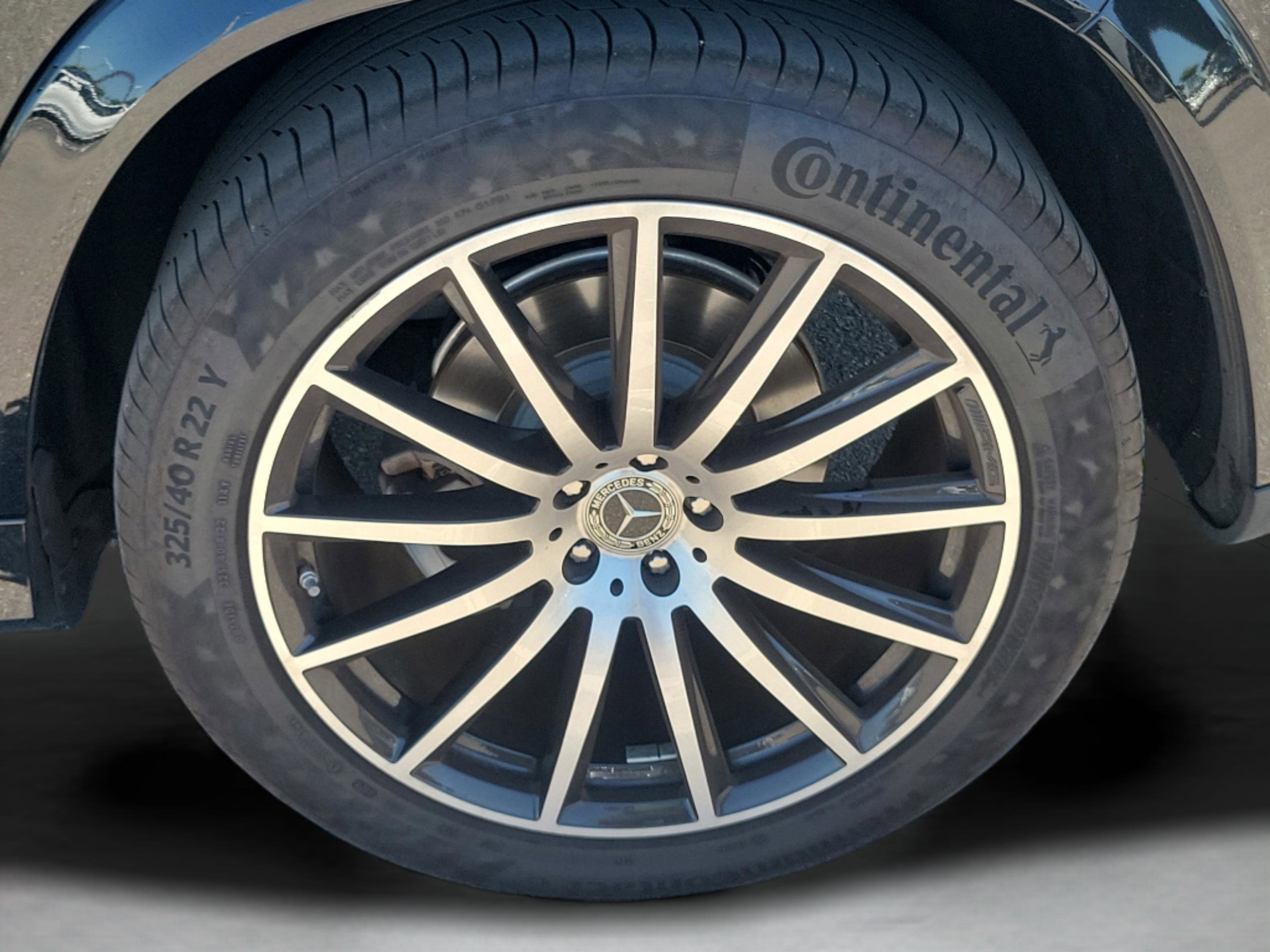 Used 2024 Mercedes-Benz GLS 450 4MATIC image 30