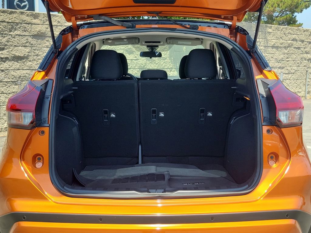 Used 2023 Nissan Kicks SV FWD image 21