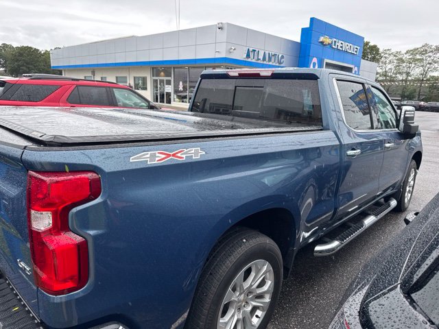 Used 2024 Chevrolet Silverado 1500 LTZ w/ LTZ Premium Package AWD/4WD image 2