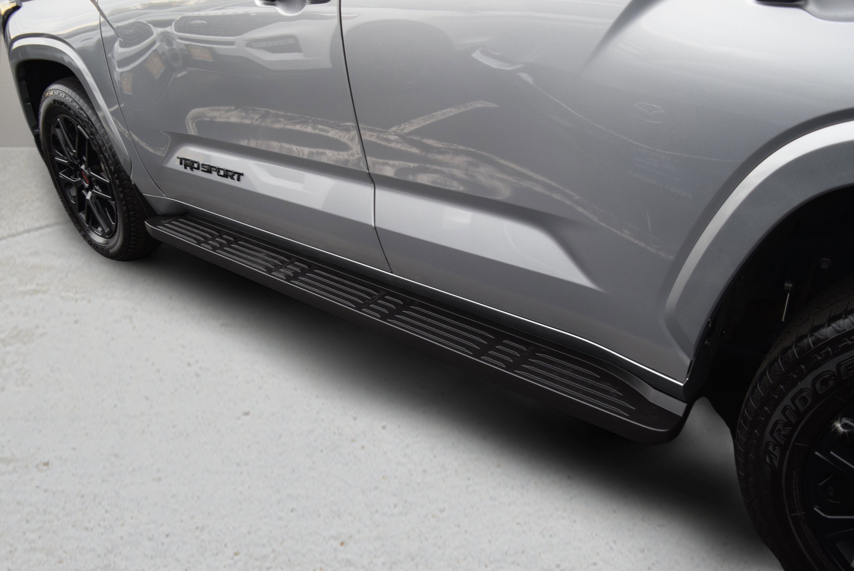 Used 2024 Toyota Sequoia SR5 w/ SR5 Premium Package AWD/4WD image 7