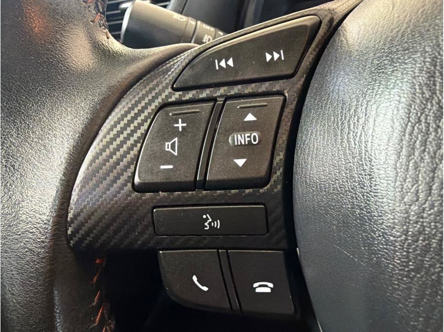 Used 2014 MAZDA MAZDA3 s Grand Touring w/ Technology Package FWD image 18