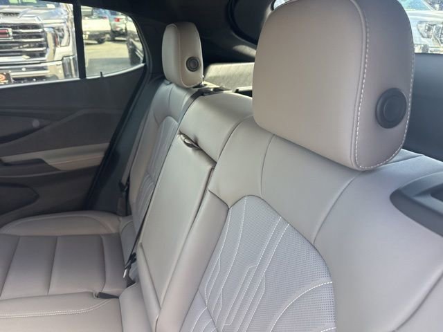 Used 2024 Buick Envista Avenir image 28